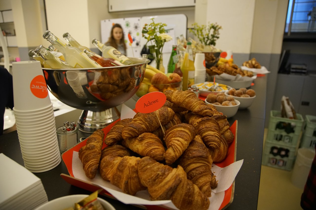 Aclewe Veranstaltet Creative Morning Frühstücks Buffet
